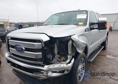 2014 Ford F-250 Lariat из США, поврежденный, VIN 1FT7W2BTXEEB61613